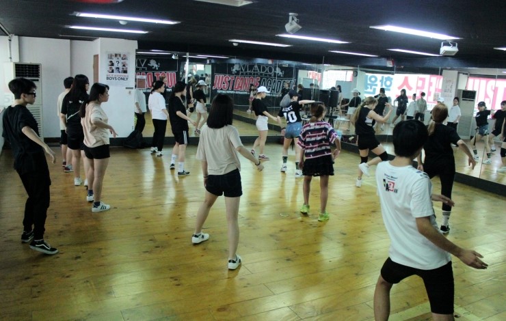 JUSTDANCE학원 이미지