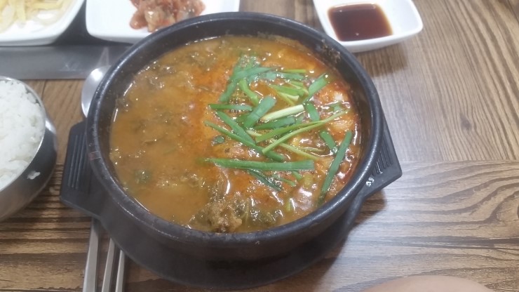 엄니민물고기 이미지