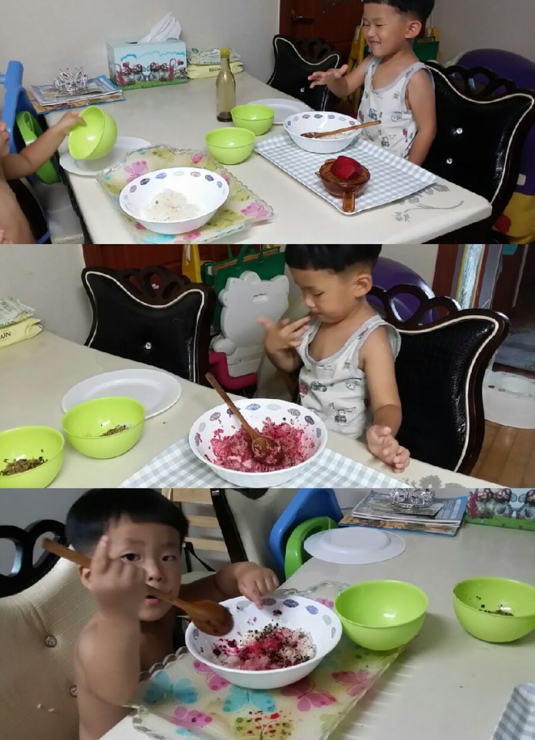 공룡주먹밥 이미지