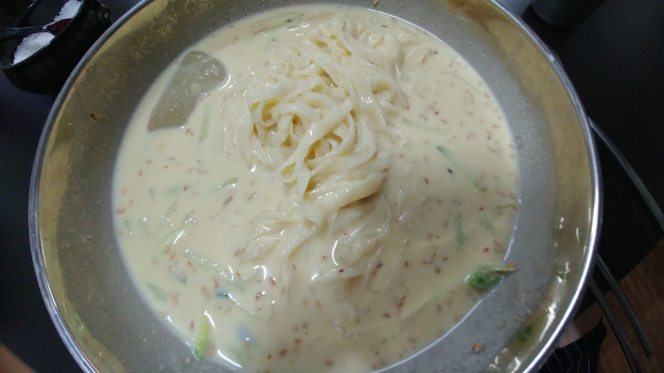 남부칼국수 이미지