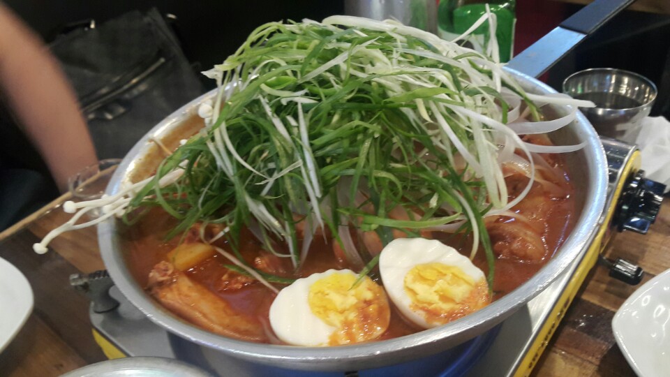 사거리 식당 이미지