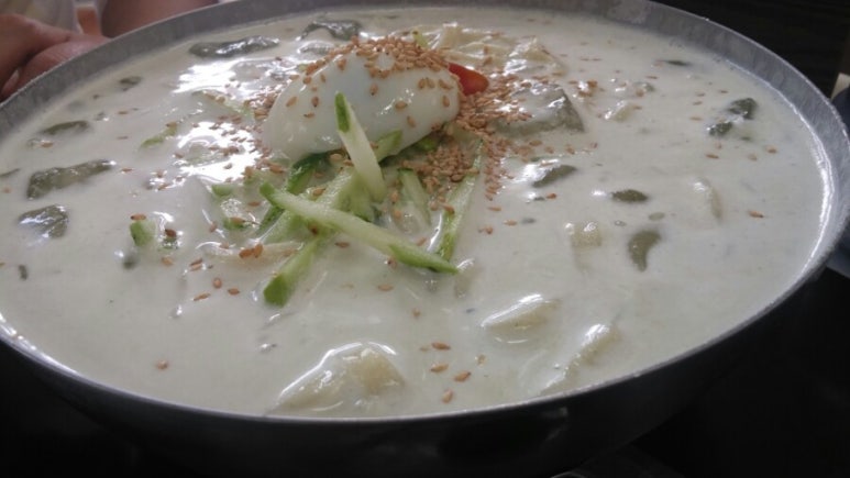 궁중전골칼국수 이미지