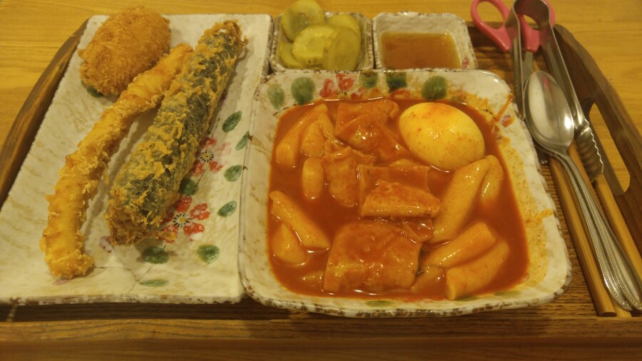 팔동튀김 이미지