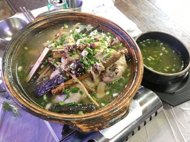 경주옻닭 이미지
