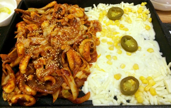 치즈퐁당쭈꾸미 이미지