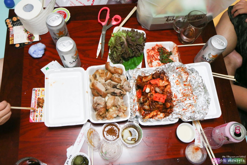 비에이취씨치킨 이미지