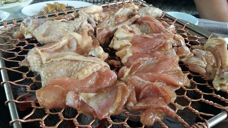 먹뱅이닭숯불구이 이미지
