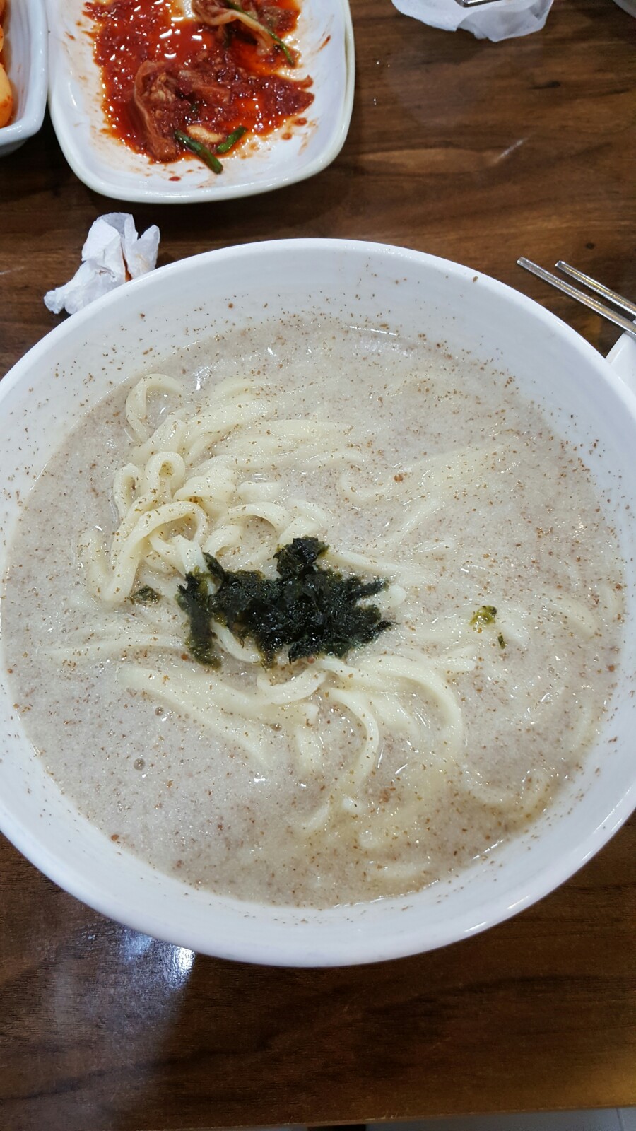 들깨칼국수 이미지