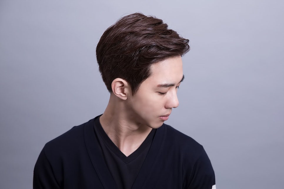 2대8 가르마미용실 이미지