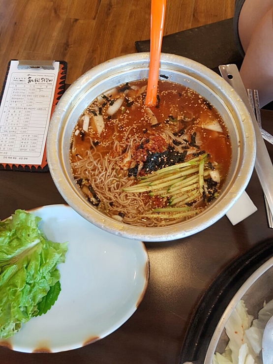 양푼 국물 닭갈비 이미지