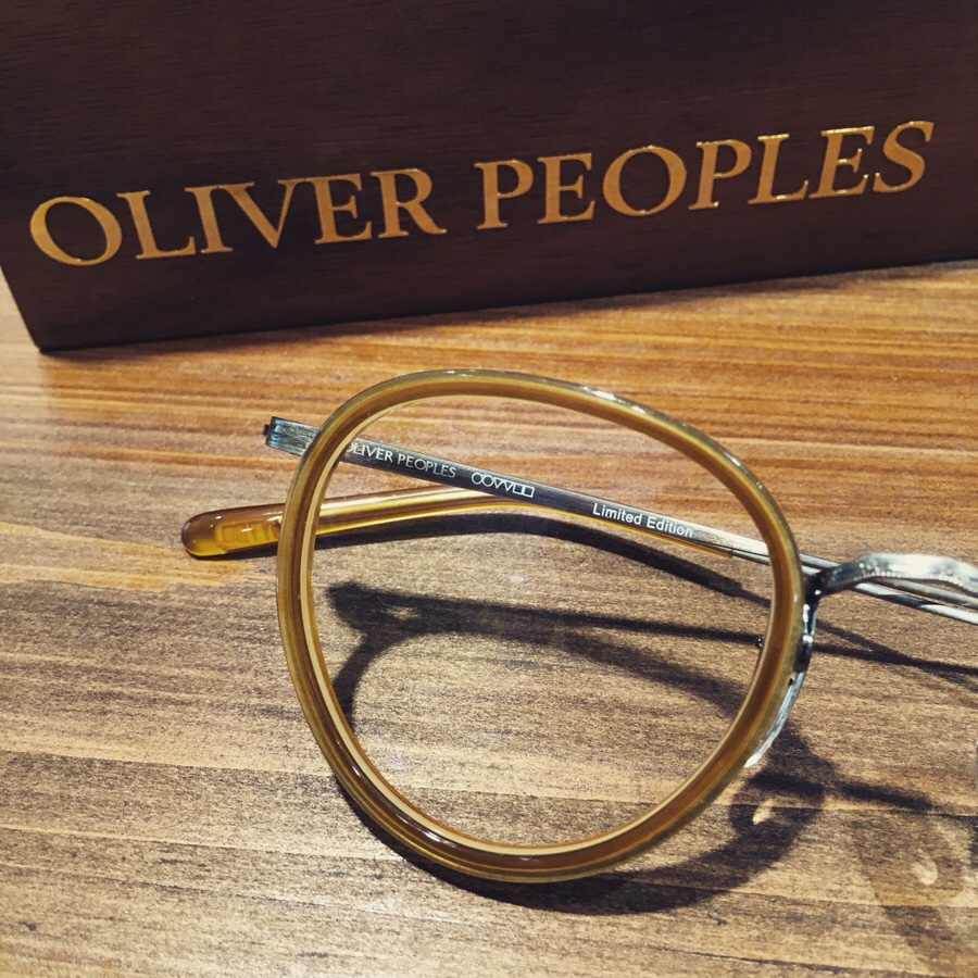 피플스(PEOPLES) 이미지