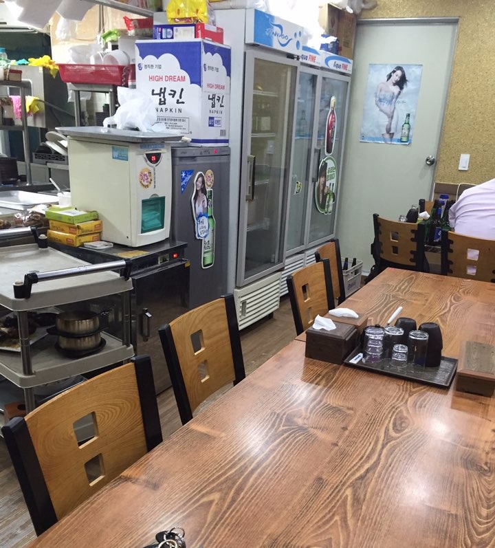 황금족발소머리국밥 이미지