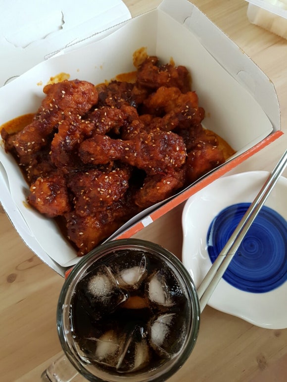 땡초치킨 이미지