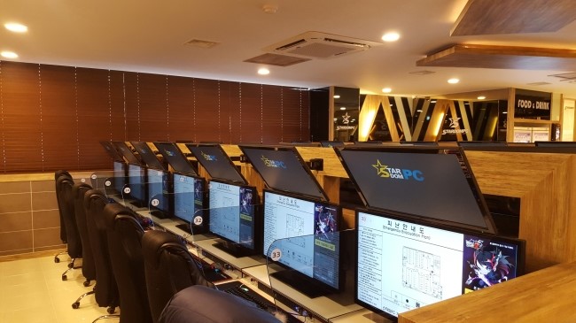 듀얼PC방 이미지