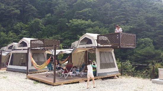 흙내음 글램핑 이미지
