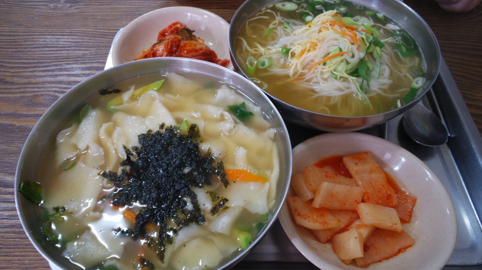 두산멸치국수 이미지