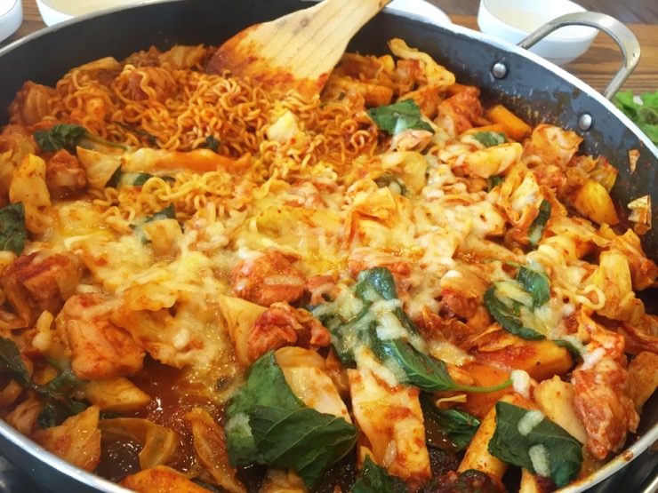 닭이봉닭갈비평촌 이미지