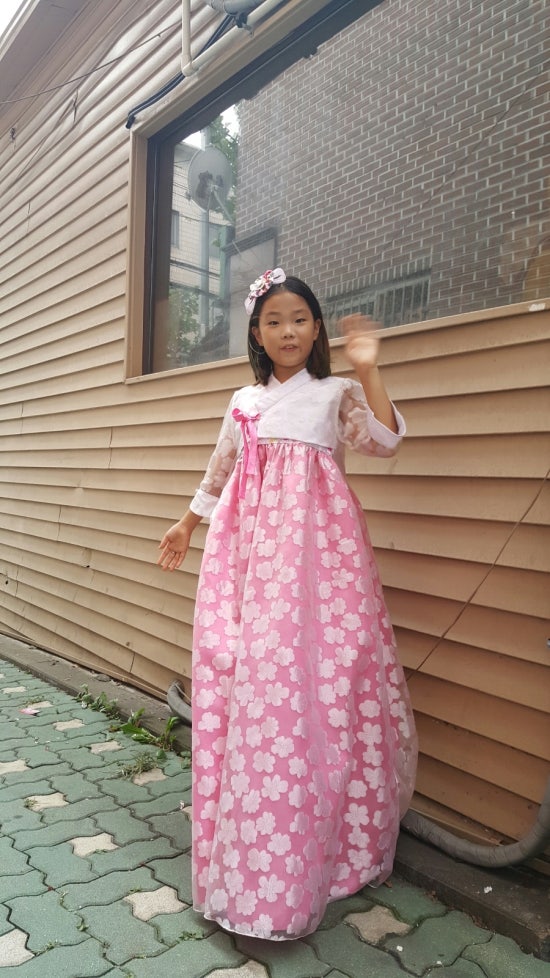 라미라우리옷 이미지