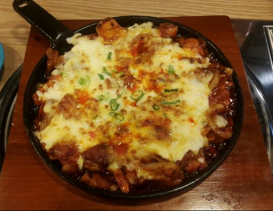 블랙싸롱 이미지