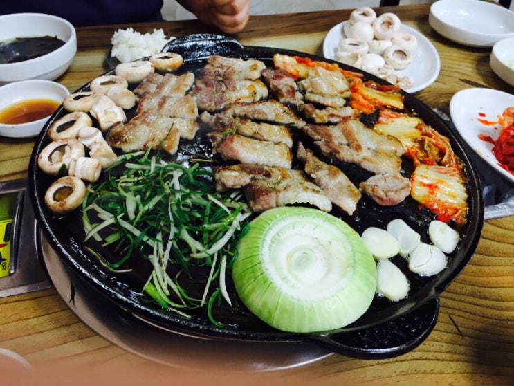 장터삼겹살 이미지