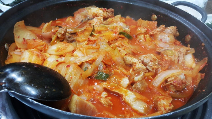시골통돼지볶음 이미지