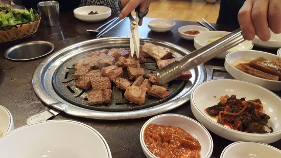불타는도야지 이미지
