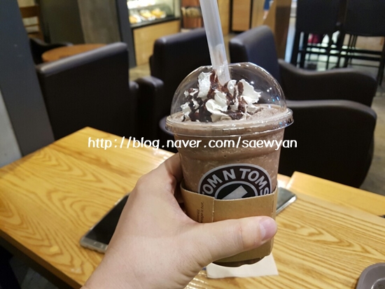 탐앤탐스탐스커버리 이미지