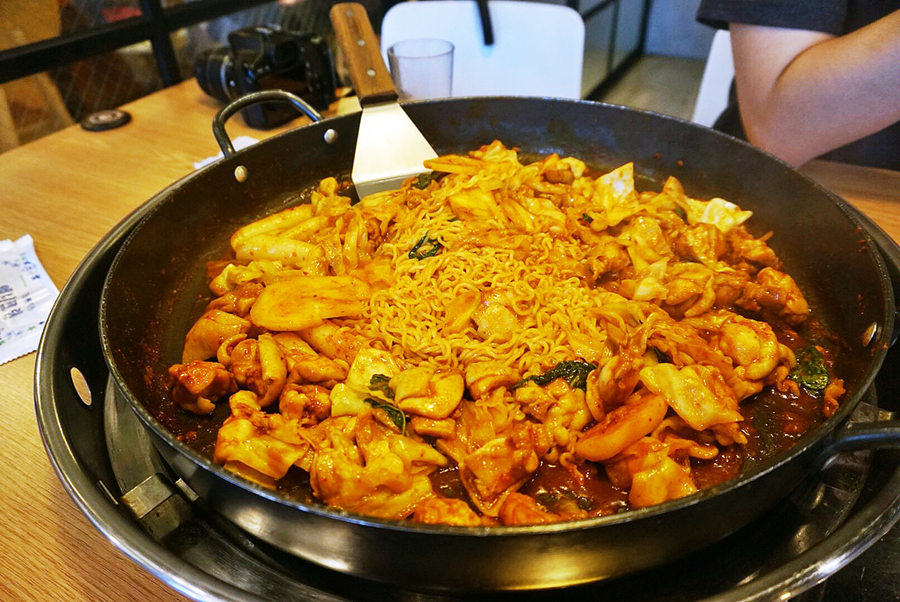 일오닭갈비이시아점 이미지