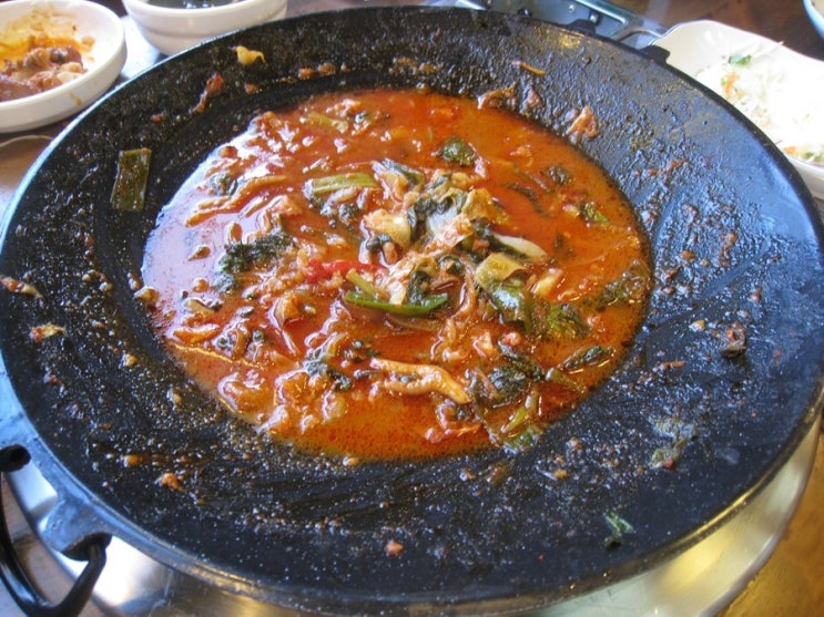 청춘닭갈비 이미지