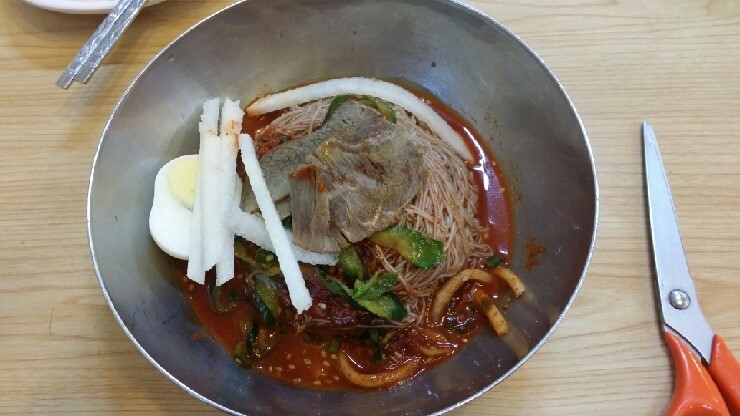 아줌마냉면 이미지