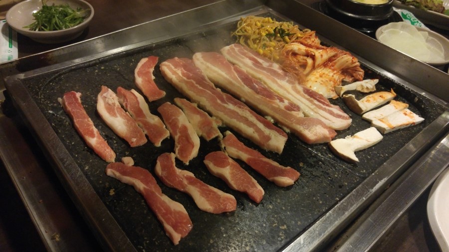 돌돌생삼겹살 이미지