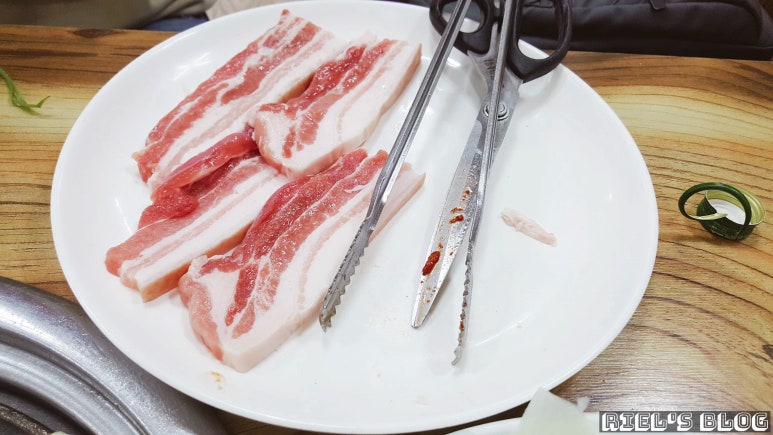 불타는도야지 이미지