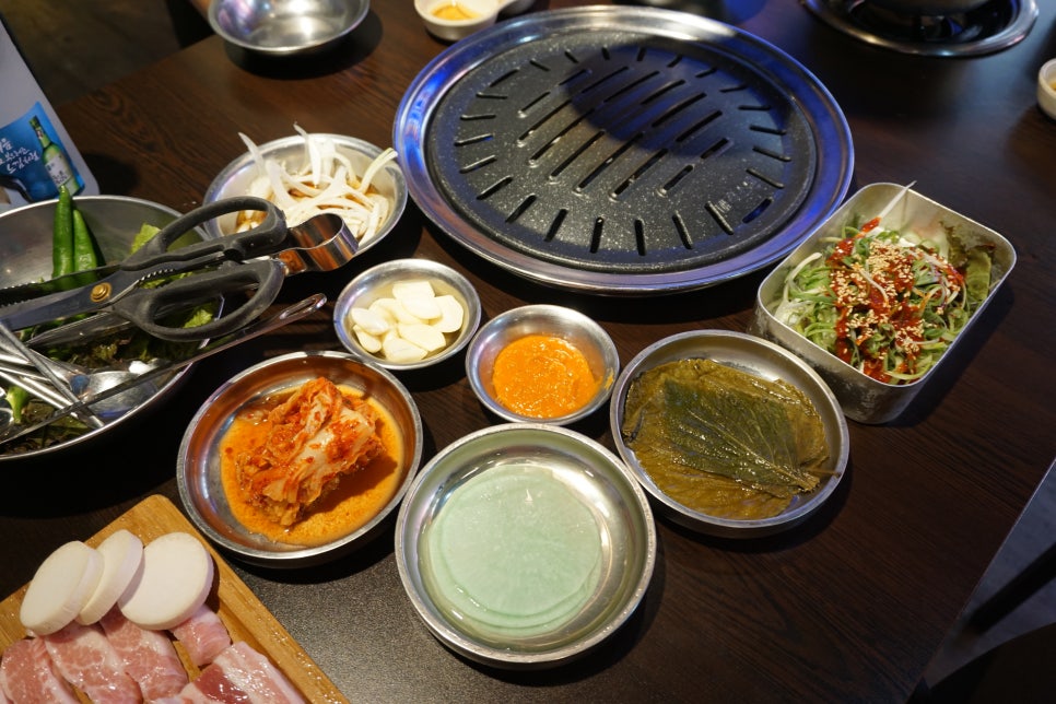 황금돼지무한리필 이미지