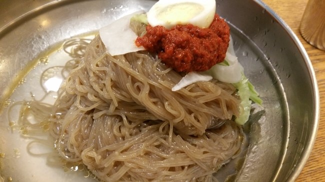 육쌈냉면 이미지