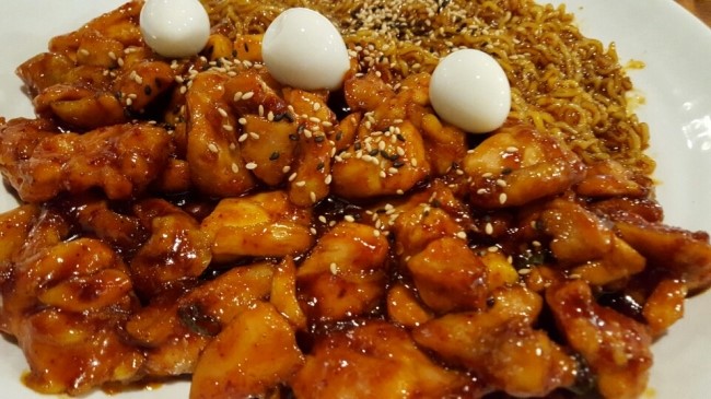 꼬꼬아찌 이미지