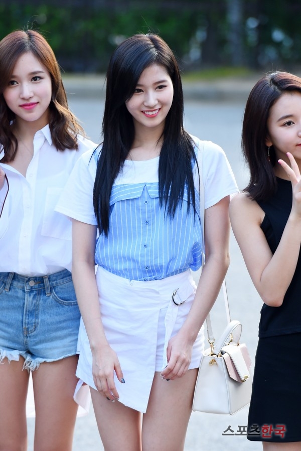 어서사나 이미지