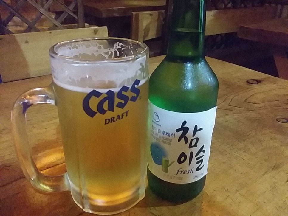 코리안숯불닭바베큐 이미지