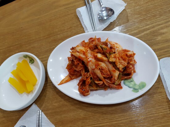 학댕이칼국수 이미지