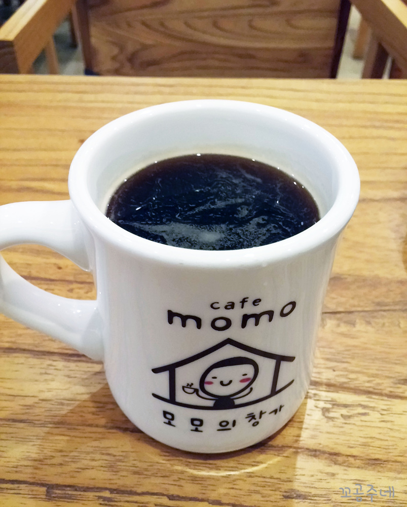 모모의창가 이미지
