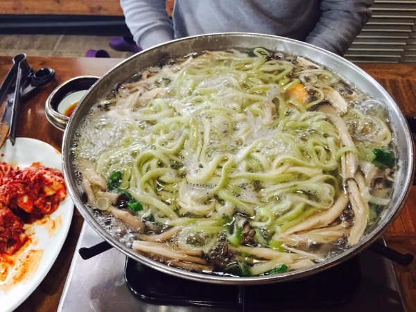 양평뽕잎해물칼국수 이미지