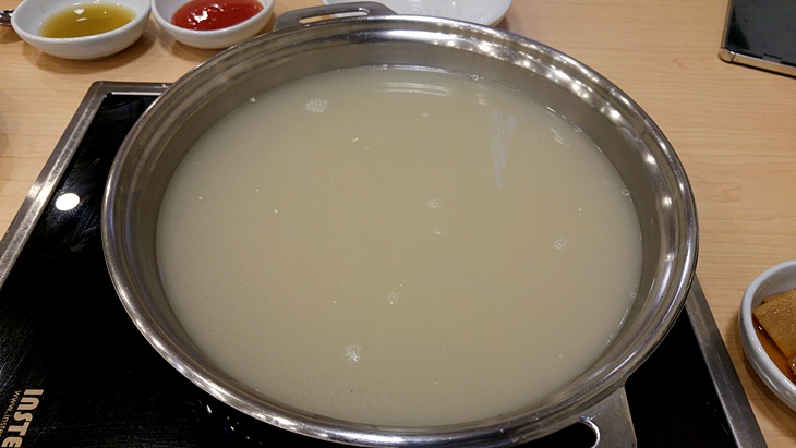 명동칼국수보쌈 이미지
