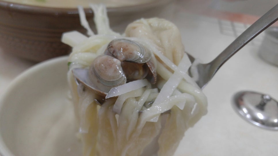 항아리손칼국수 이미지
