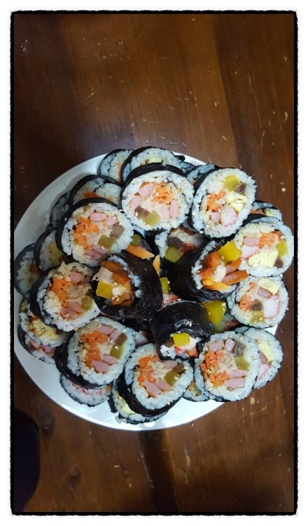 김밥칭구 이미지