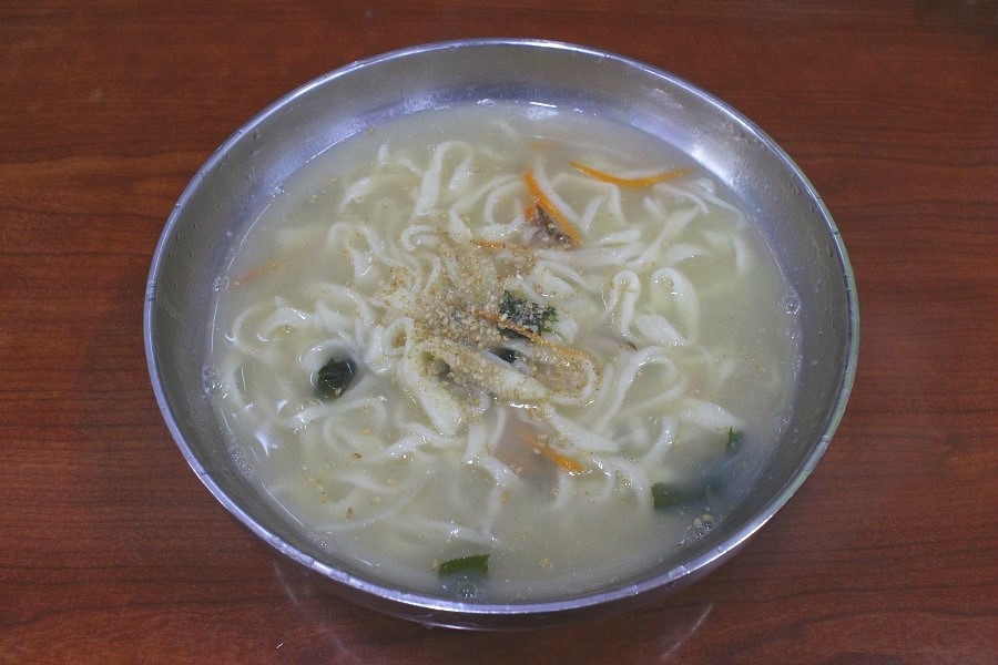 한방녹차족발 이미지