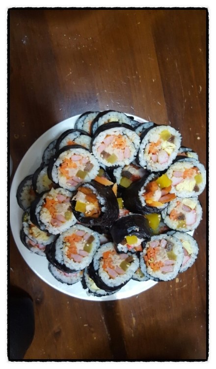 김밥칭구 이미지