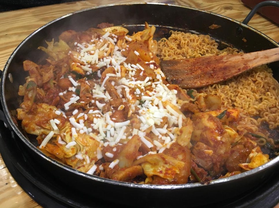 유가네닭갈비 이미지