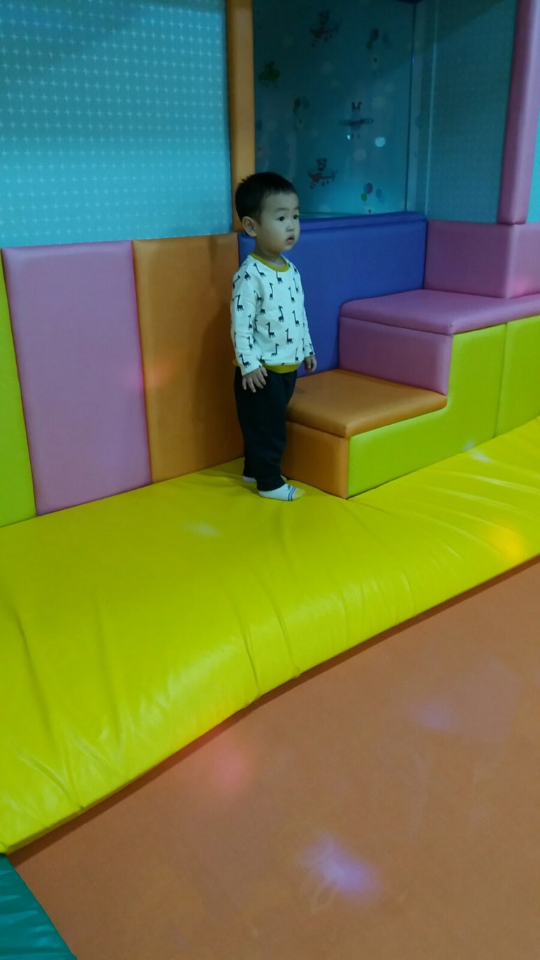 요미요미 키즈카페 이미지