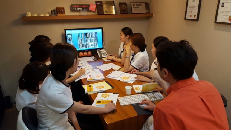퍼스트치과 이미지