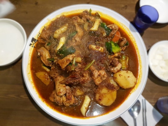 또이스치킨찜닭 이미지