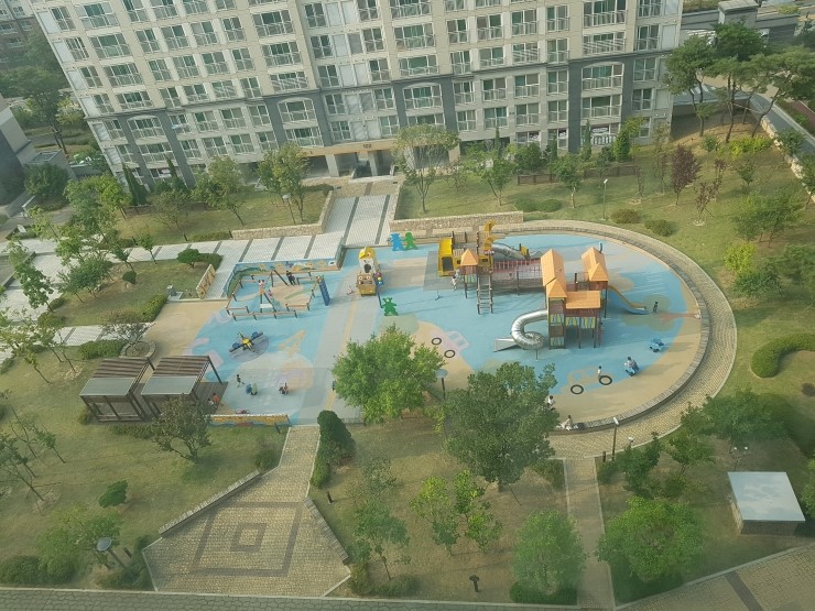 한라비발디 108동 앞 이미지